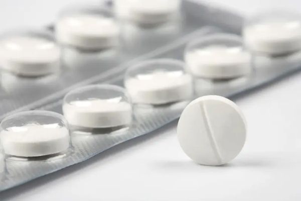 psoriasis - imagen de un blíster de pastillas para tratar la enfermedad