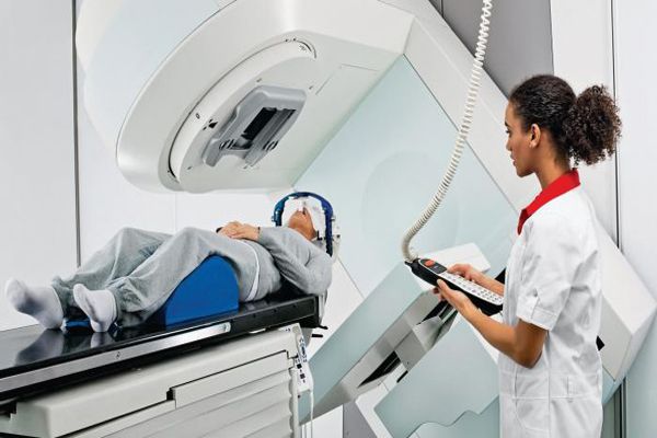 Cáncer de próstata - Paciente recibiendo radioterapia