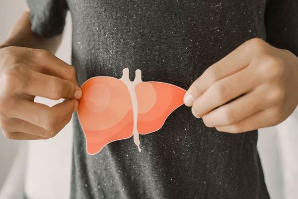 Hepatitis A - Hígado afectado por afecciones virales recurrentes 