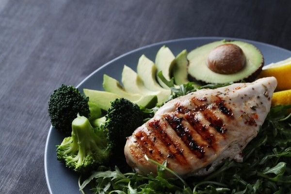 Dieta para ganar masa muscular - comida rica en proteínas para aumentar la masa muscular