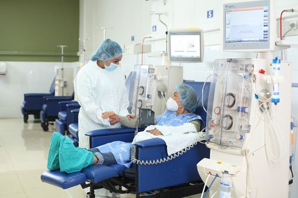 Aplicacion de tratamiento para insuficiencia renal