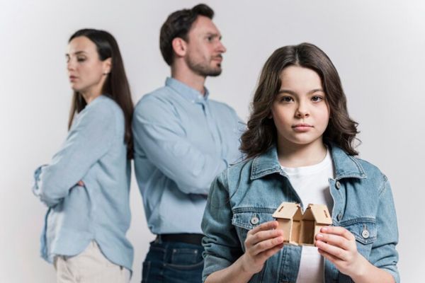 Familia en conflicto por los trastornos alimentarios de su hija