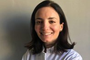 Mejores cirujanos capilares de Barcelona - Dra. Bettina Tiravanti Campos