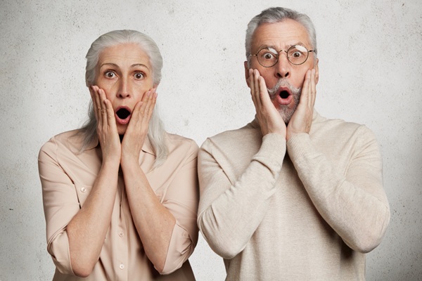 Achaques de la edad - Adultos maduros sorprendidos por la presencia de achaques y enfermedades que aparecen después de los 50 años